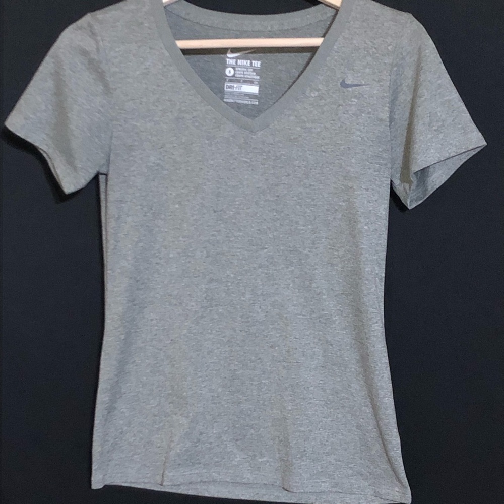 Nike Women's Short Sleeve V-Neck Tee Gray
